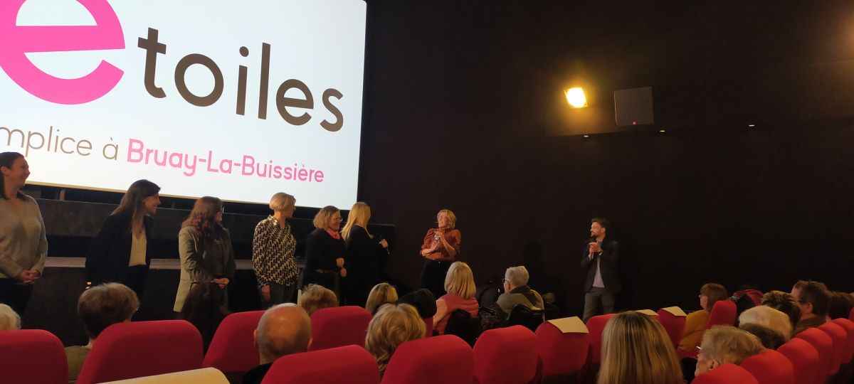 Après la projection du film Touchées d'Alexandra Lamy, ce mardi 4 mars 2025, la réalisatrice a échangé avec la salle