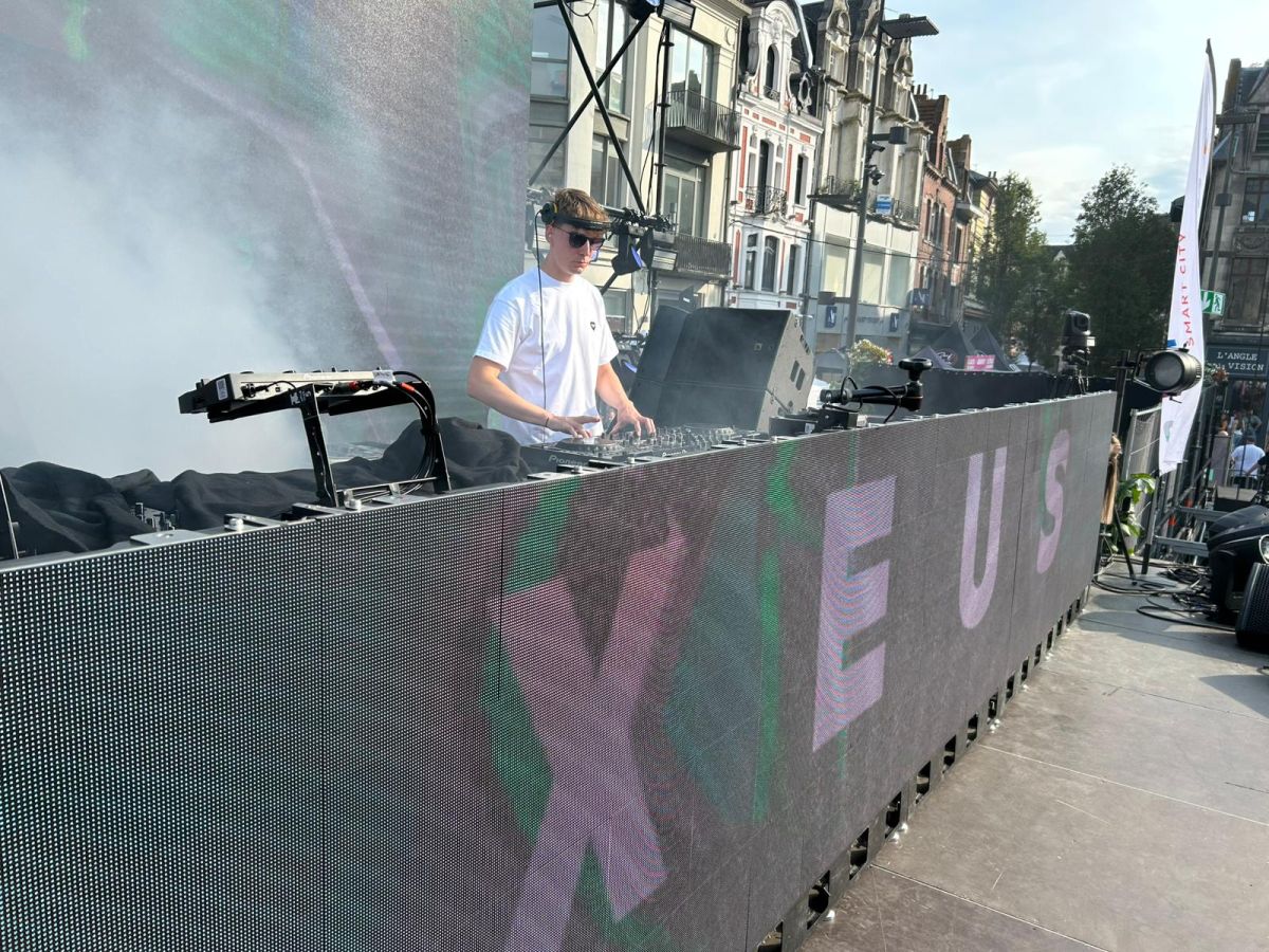 Le DJ Xeus à Béthune.
