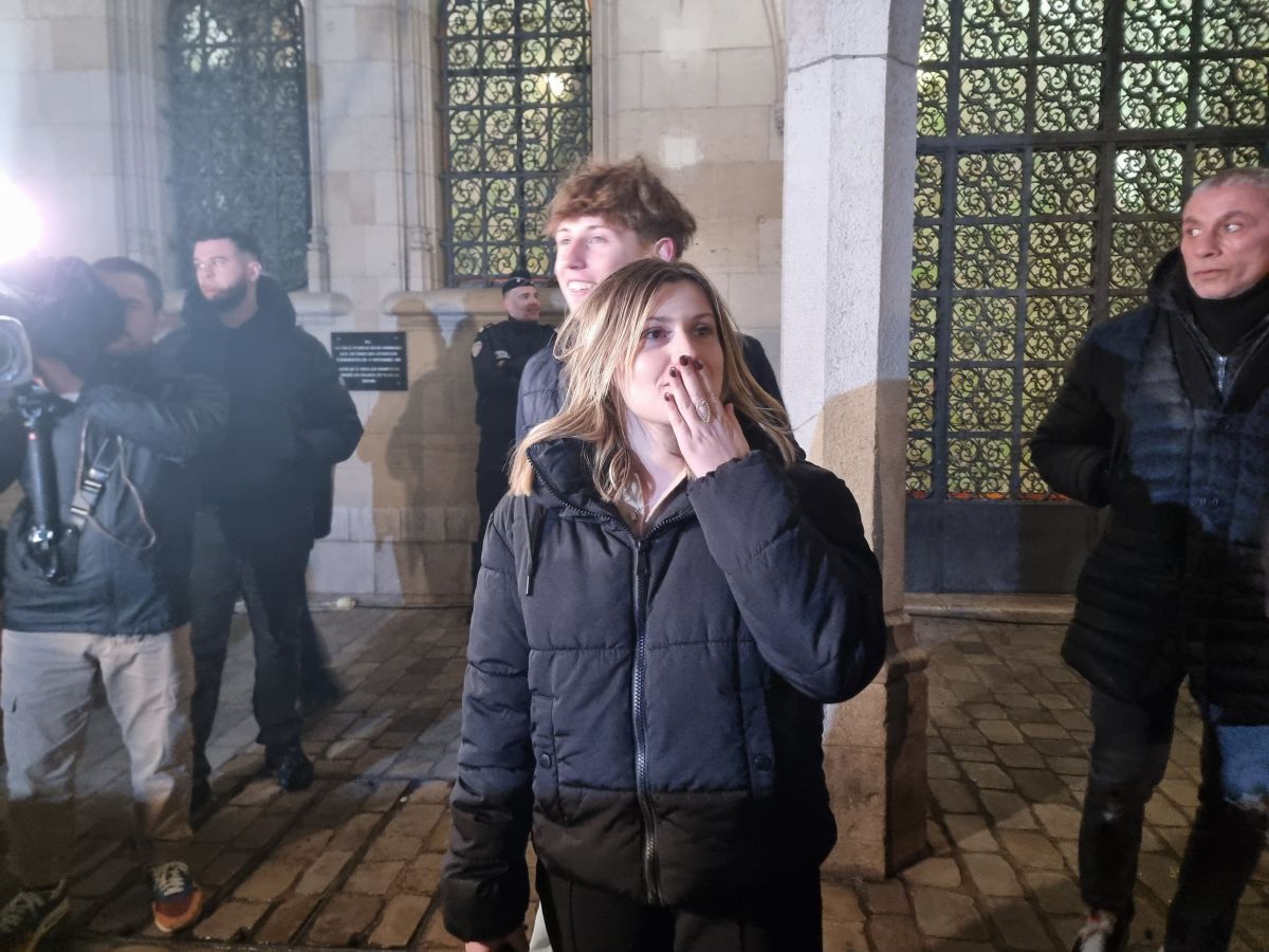 Marine de la Star Academy rencontre ses soutiens à Arras