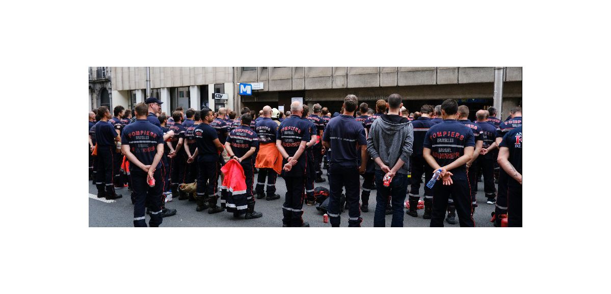 Près de 600 sapeurs-pompiers professionnels du Nord ont manifesté à Tourcoing