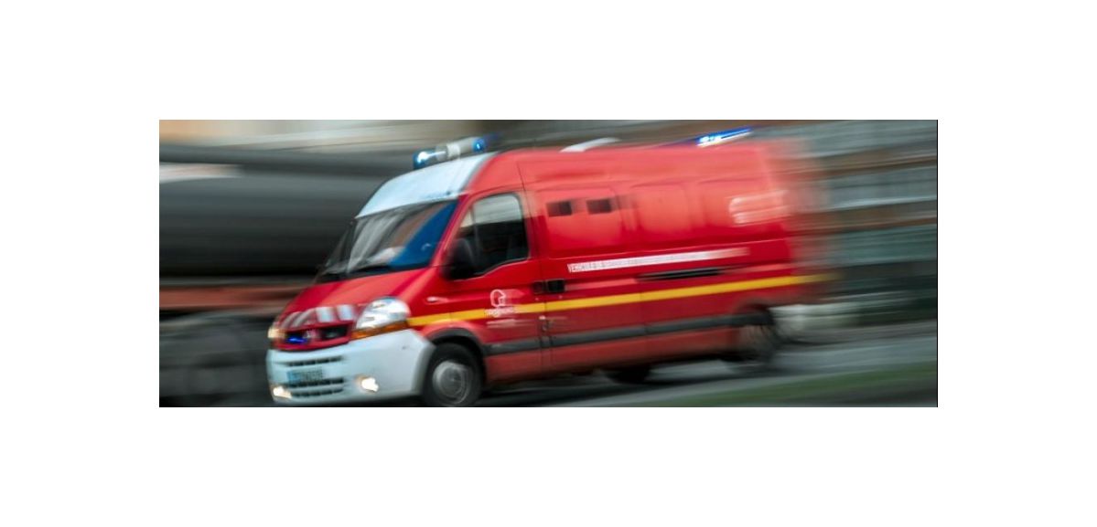 2 jeunes, âgés de 16 et 20 ans, gravement blessés dans une collision entre un scooter et une voiture à Noyelles-Godault