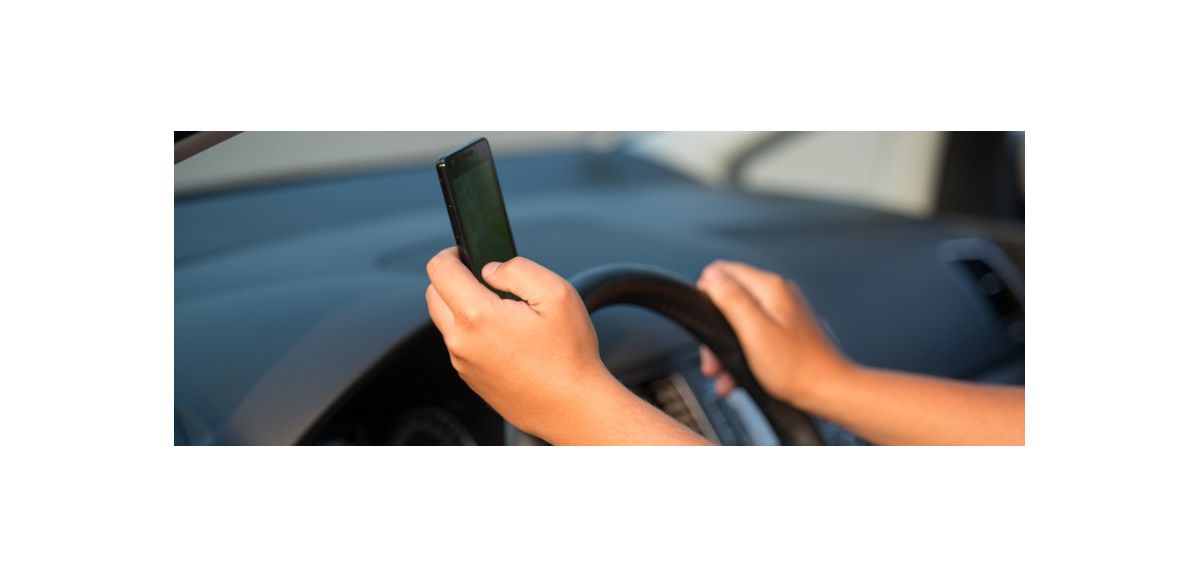 Sécurité routière : 80% des automobilistes utilisent leur téléphone au volant, un nouveau record