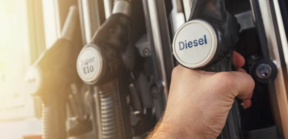 Carburants : les négociations vont-elles permettre d'améliorer la situation dans les stations essence ? 