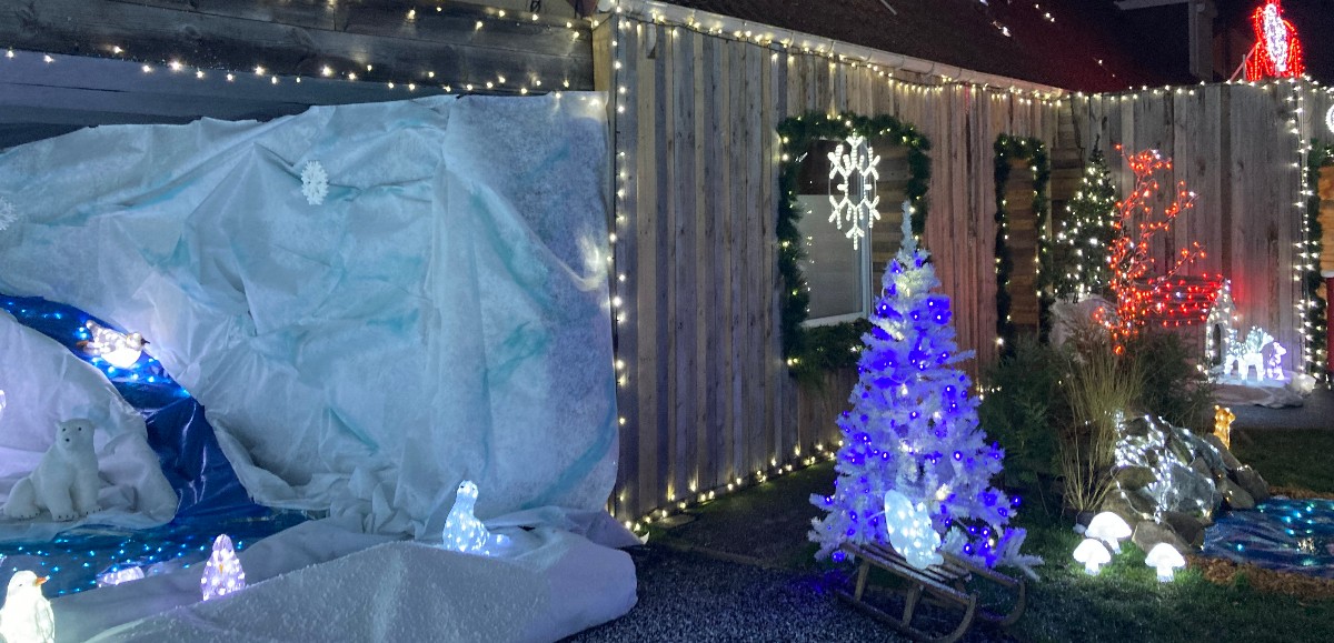 [Photos] Banquise, Père Noël, guirlandes… Découvrez la maison illuminée de Vendin-le-Vieil 