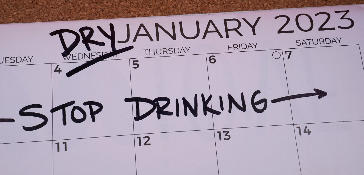 Bannir l’alcool pendant un mois avec le « Dry January », quels sont les effets ? 