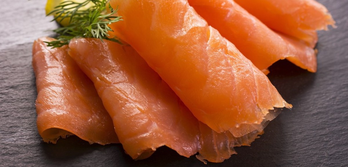 Rappel de lots de saumon fumé vendus chez Leclerc et Carrefour