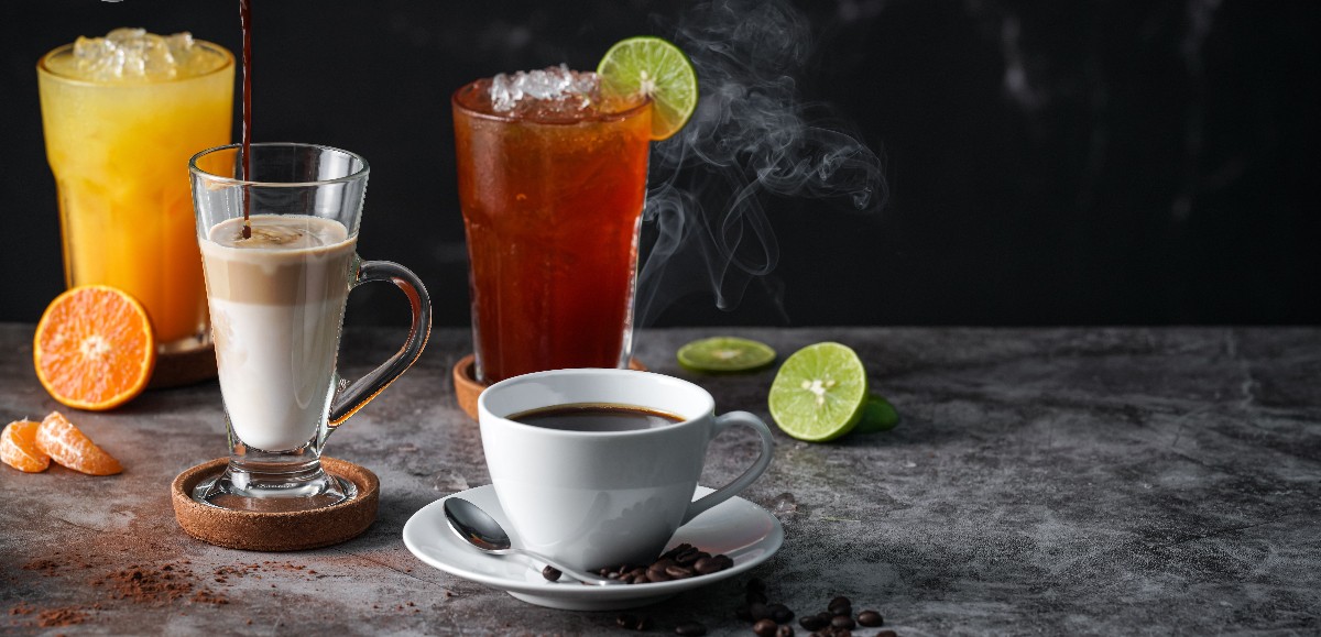 Le café, le thé ou les tisanes peuvent-ils remplacer l’eau ?