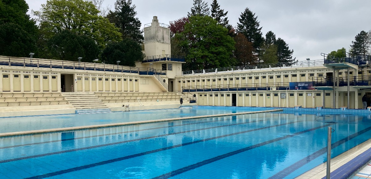 Bruay-la-Buissière : les habitués de la piscine Art Déco ravis de sa réouverture 