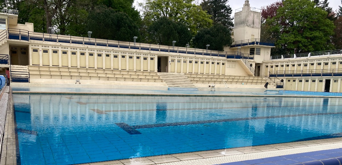Après un faux départ mardi, la piscine Art Déco de Bruay ouvre finalement ce vendredi 