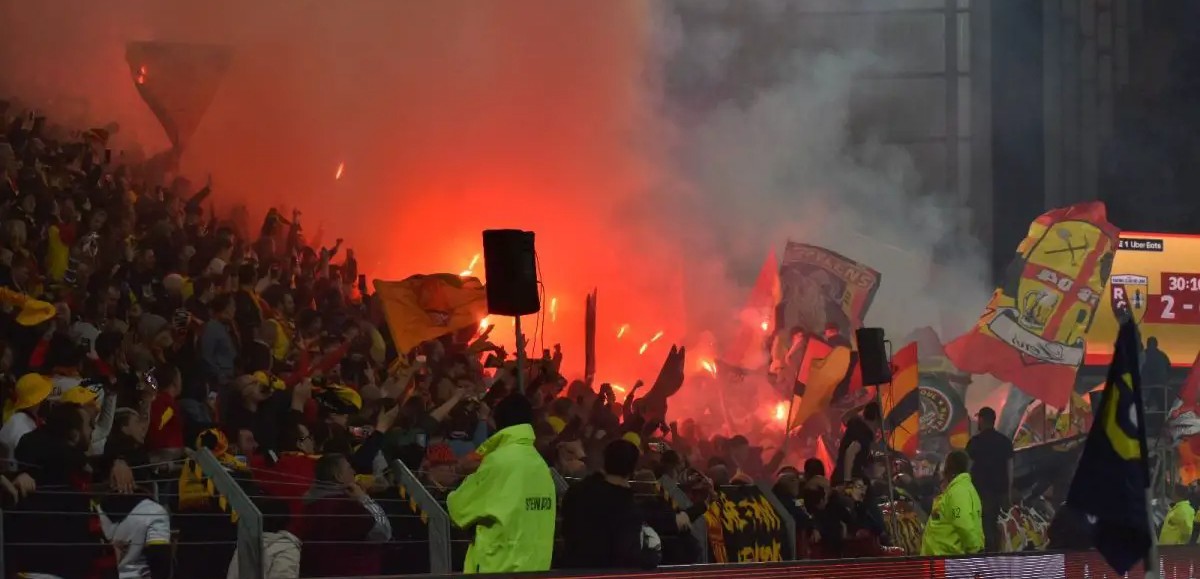 Match Lens-Monaco : la sanction est tombée après le feu d’artifice tiré en tribune Marek