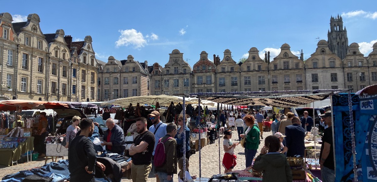 Le marché d'Arras va-t-il remporter le concours « Le plus beau marché de France »? 