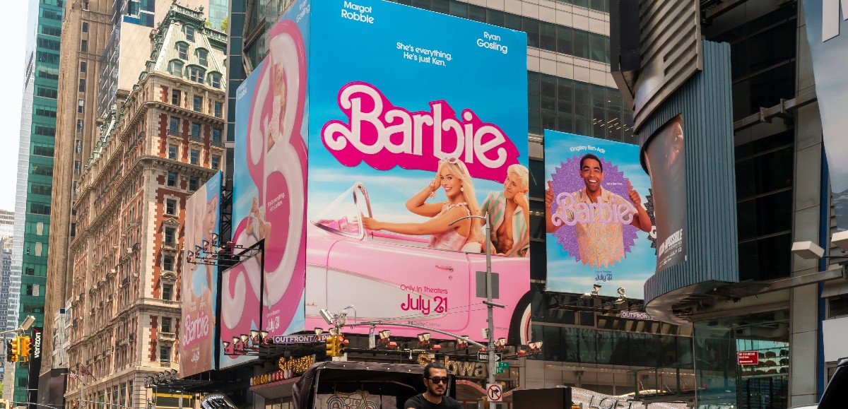 Le film Barbie dépasse officiellement le milliard de dollars de recettes