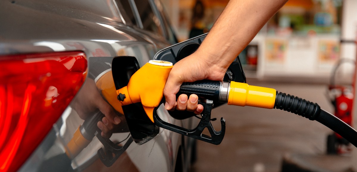 La vente à perte de l’essence devrait être effective le 1er décembre