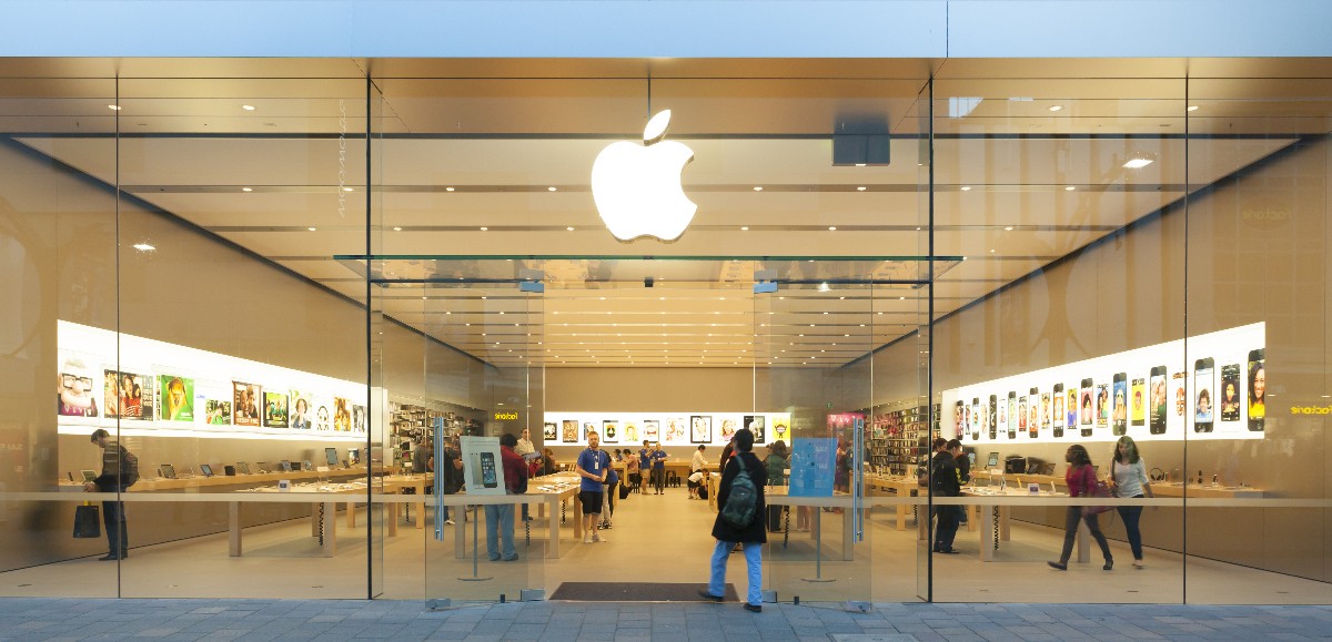 Les magasins Apple français en grève pour la sortie de l’iPhone 15