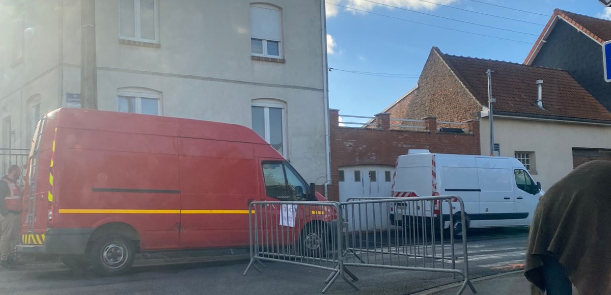 Un homme suicidaire retranché chez lui à Givenchy-en-Gohelle, les gendarmes présents sur place 