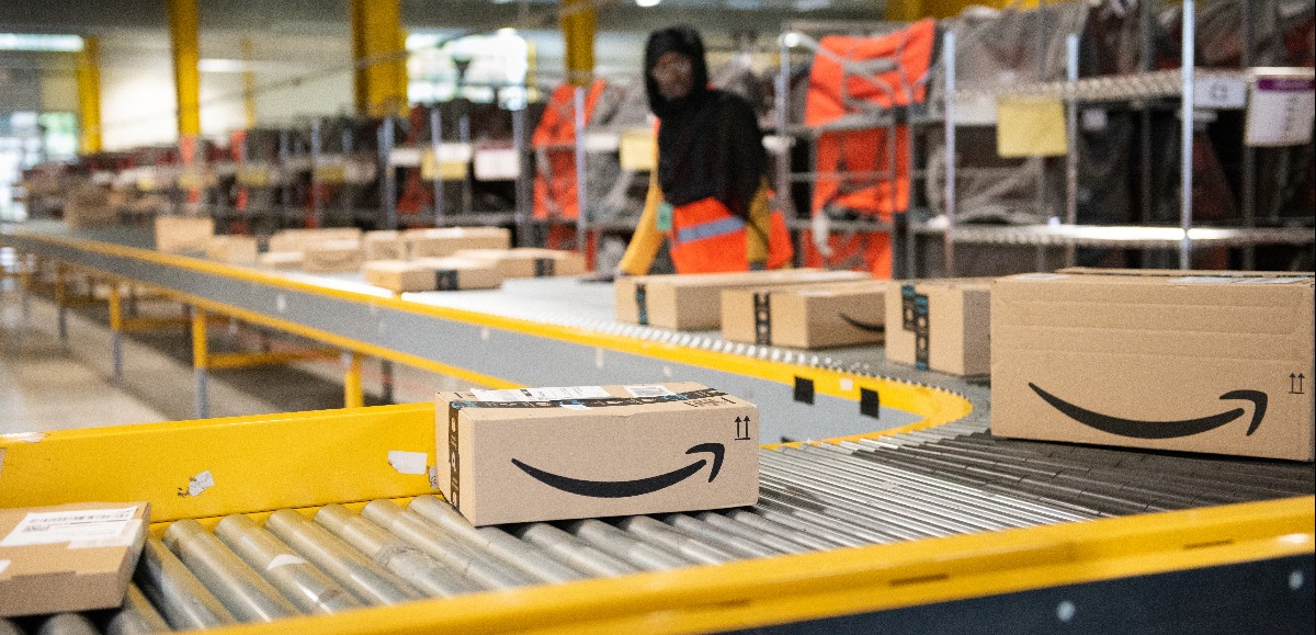 Amazon recrute 2 100 emplois saisonniers dans les Hauts-de-France