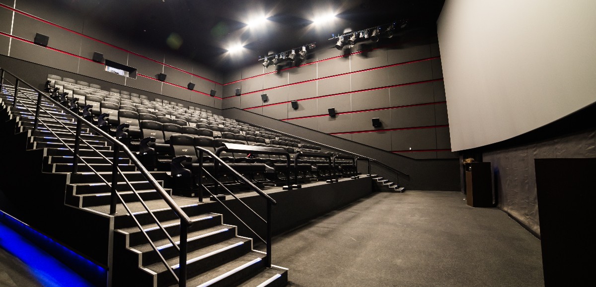 Fauteuils en mouvement, effets sensoriels: la 4DX débarque au cinéma Pathé de Liévin