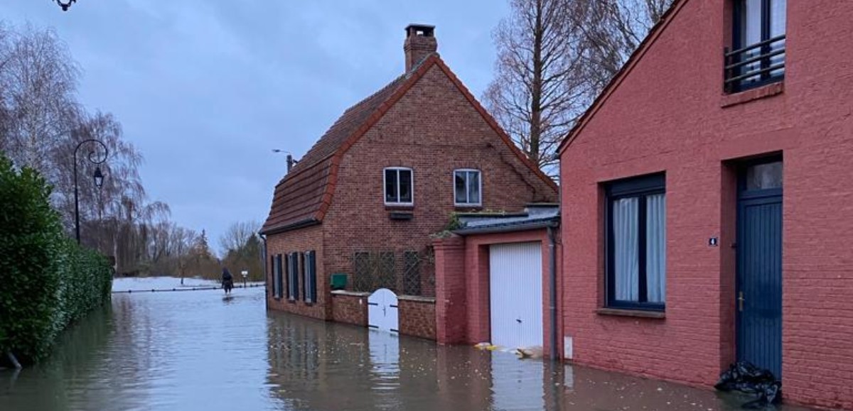 Inondations: la décrue s'amorce avant l'arrivée du froid dans le Pas-de-Calais