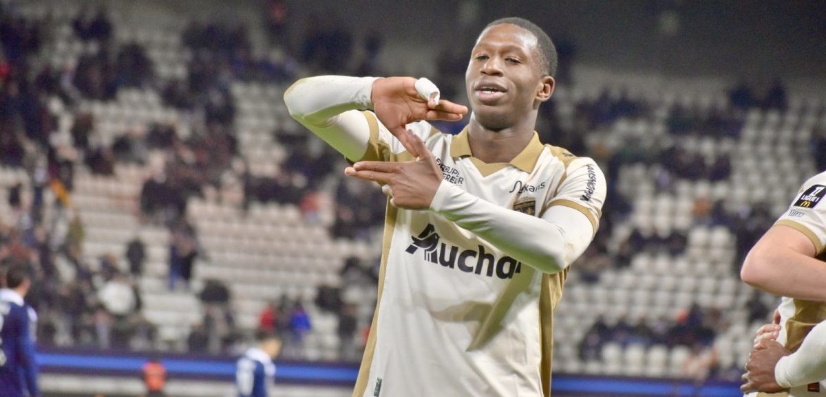 Rayan Fofana rejoint Robin Risser et Ismaëlo Ganiou en équipe de France Espoirs !