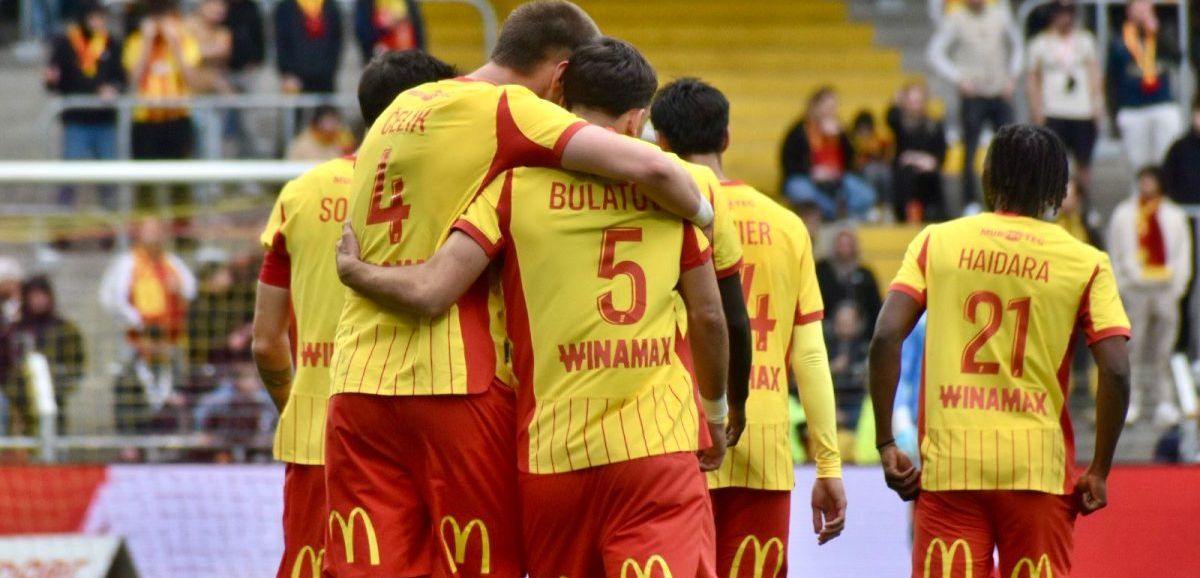 Pierre Sage  : « Certains joueurs se rapprochent de l’équipe, d’autres s’en éloignent » après RC Lens – Rouen