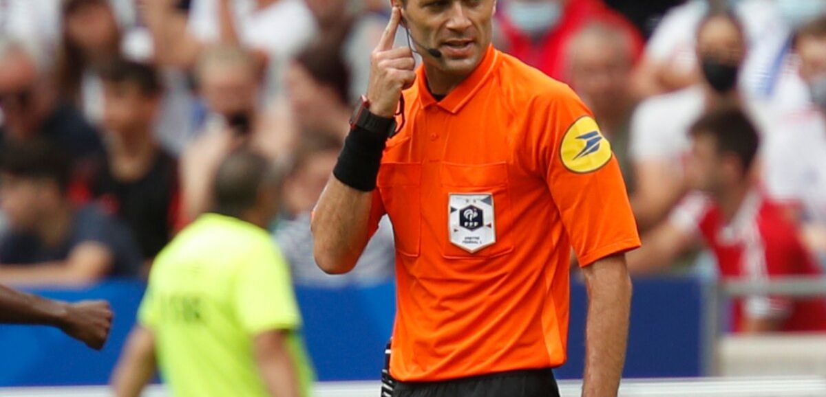 On connait le corps arbitral désigné pour Nice-RC Lens