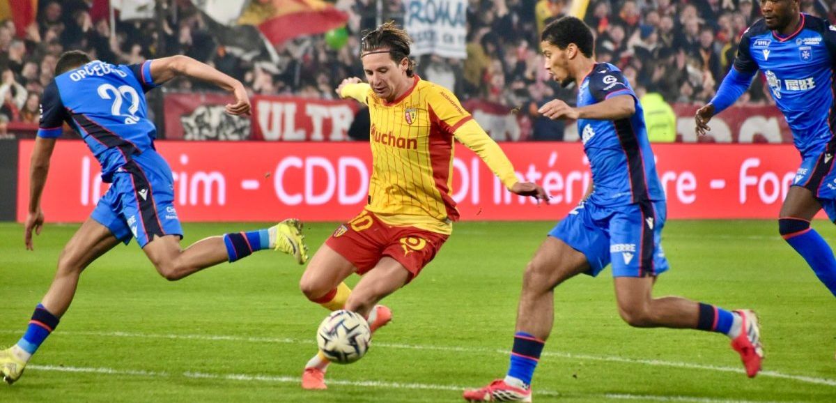 Du jeu vidéo “EA FC” au terrain, Florian Thauvin n’a pas déçu Endrick !
