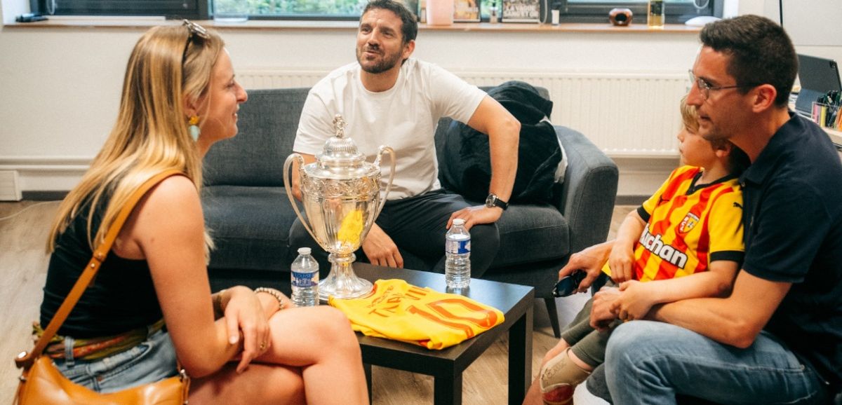 Jean-Louis Leca a reçu à la Gaillette le petit Jean, qui rêvait de faire dédicacer sa prothèse Sang et Or