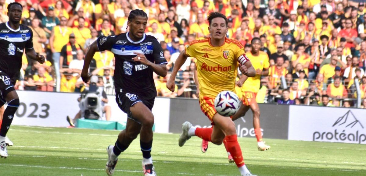 RC Lens – Auxerre (5-2) : les tops et les flops de la rédac’