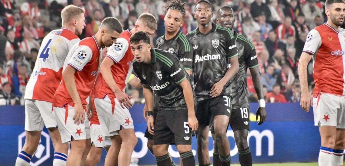 À trois ou à quatre derrière : quelle défense pour le RC Lens au Mans ?